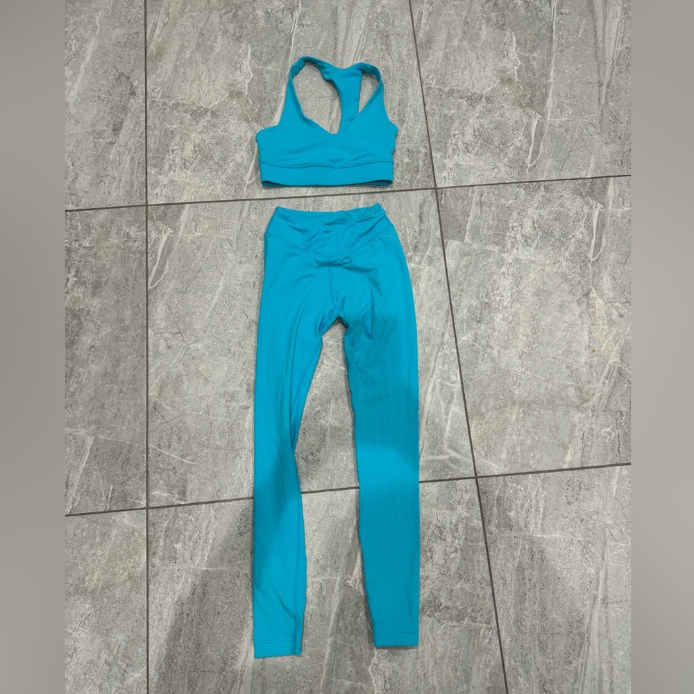 Women's High-Waist Teal Active Leggings & Sports Bra Set
